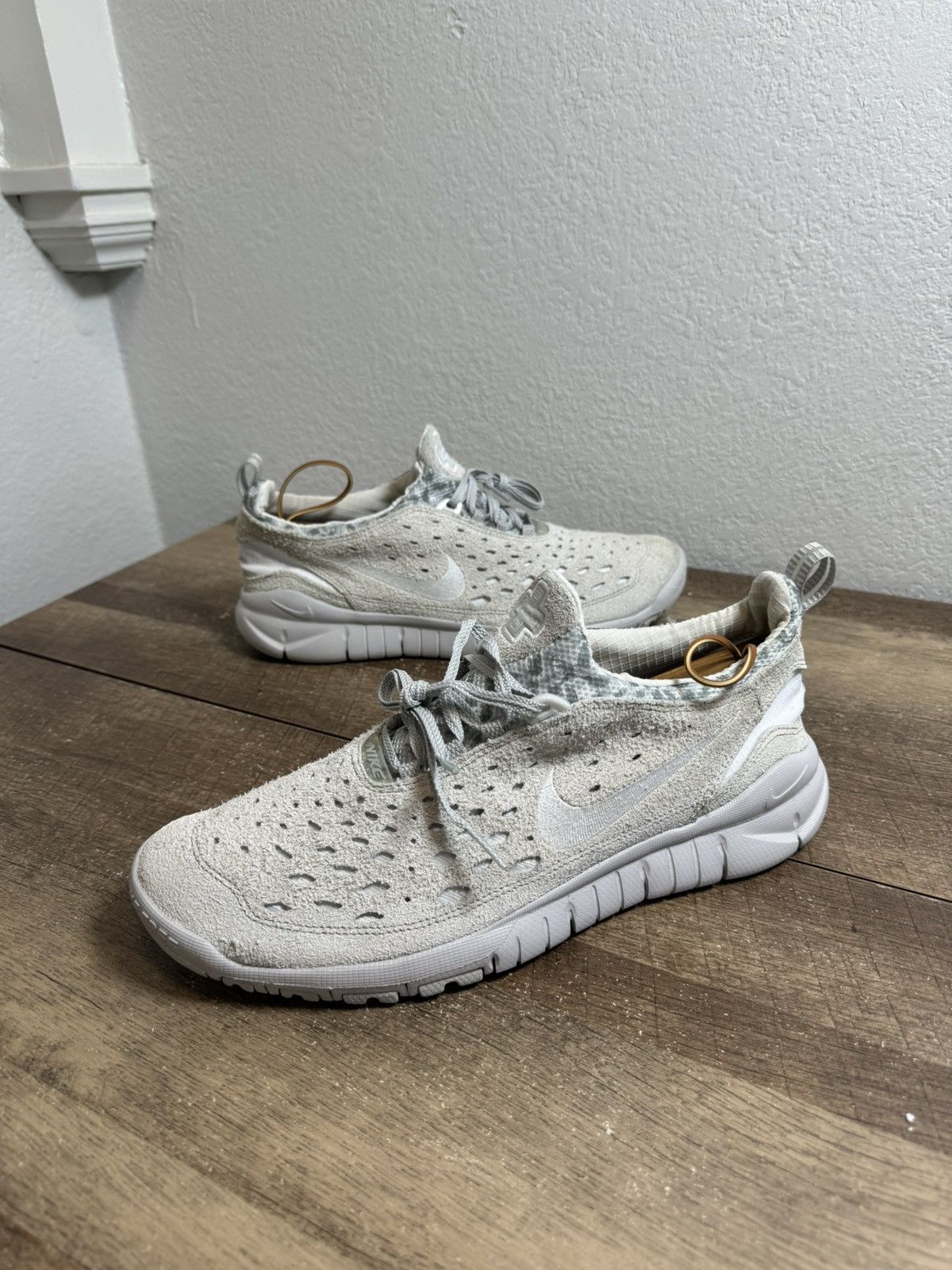 Nike Nike Free Run Trail Suede Shoes (Grey/ White) US 12 Men’s Size US 12 / EU 45 - 2 Thumbnail