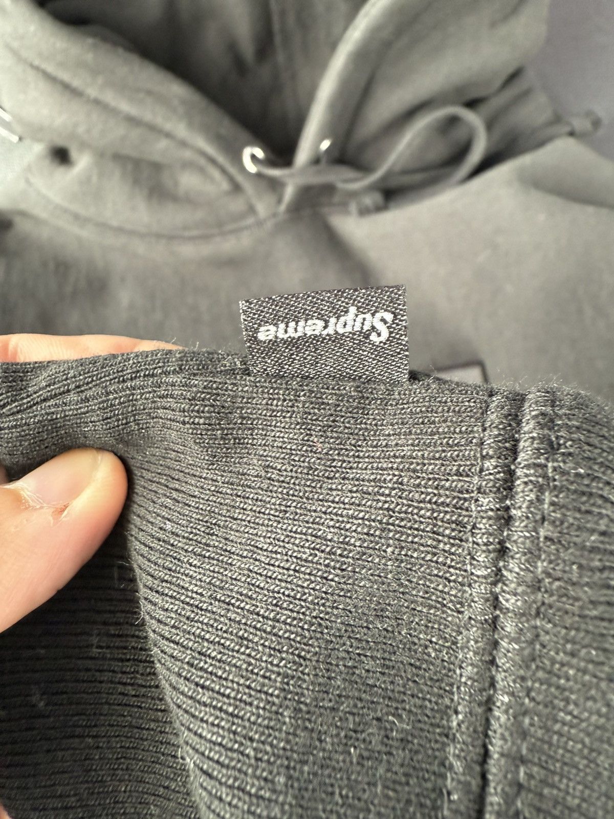 Supreme Supreme "Box Logo" Hooded Sweatshirt (FW24) (Black) Size US S / EU 44-46 / 1 - 7 Thumbnail