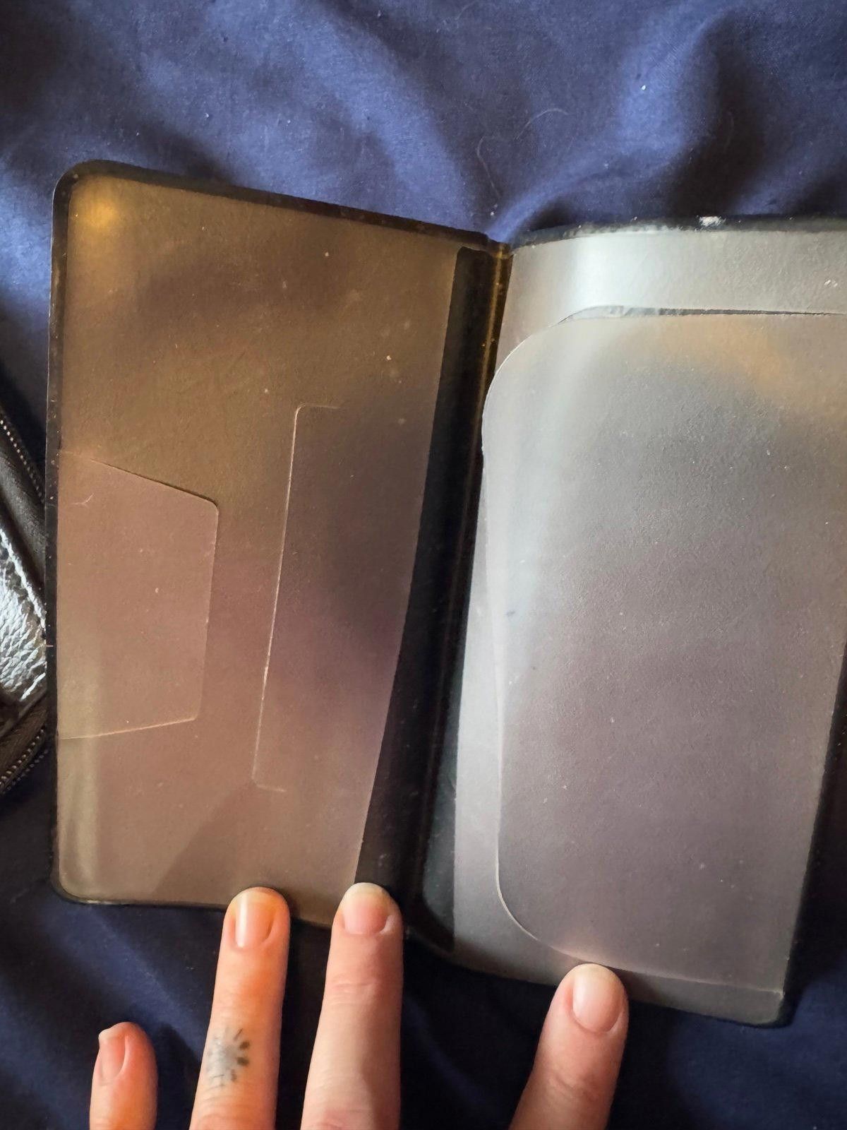 Designer Black Leather Cell Phone Wallet Size ONE SIZE - 5 Thumbnail