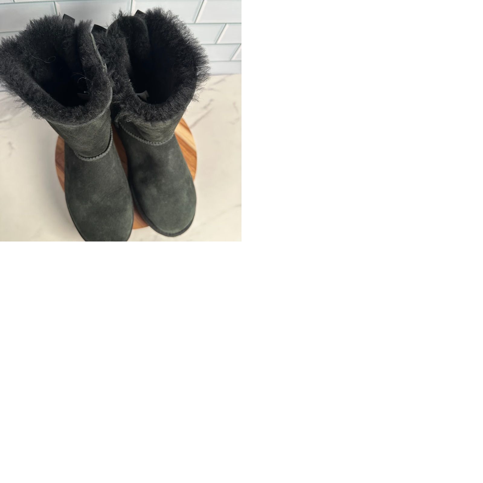 Ugg UGG Bailey Bow II Boots Womens Size 8 Black Satin Bows Sheepskin Size US 6 / IT 36 - 9 Thumbnail
