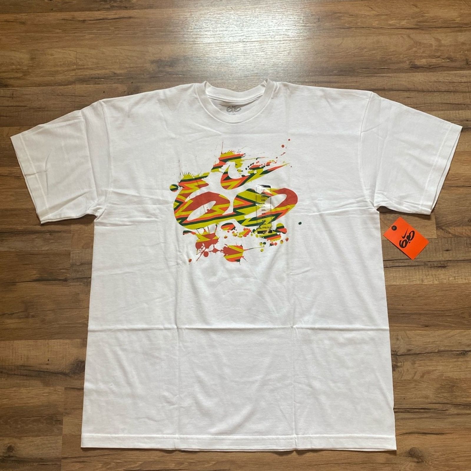 Nike 2009 Nike 6.0 Paint Splatter Short Sleeve Size US XXL / EU 58 / 5 - 1 Thumbnail