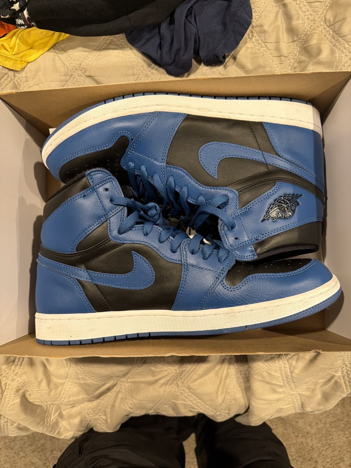 Jordan Brand Air Jordan 1 “Royal” Retro High OG Size US 12 / EU 45 - 1 Thumbnail