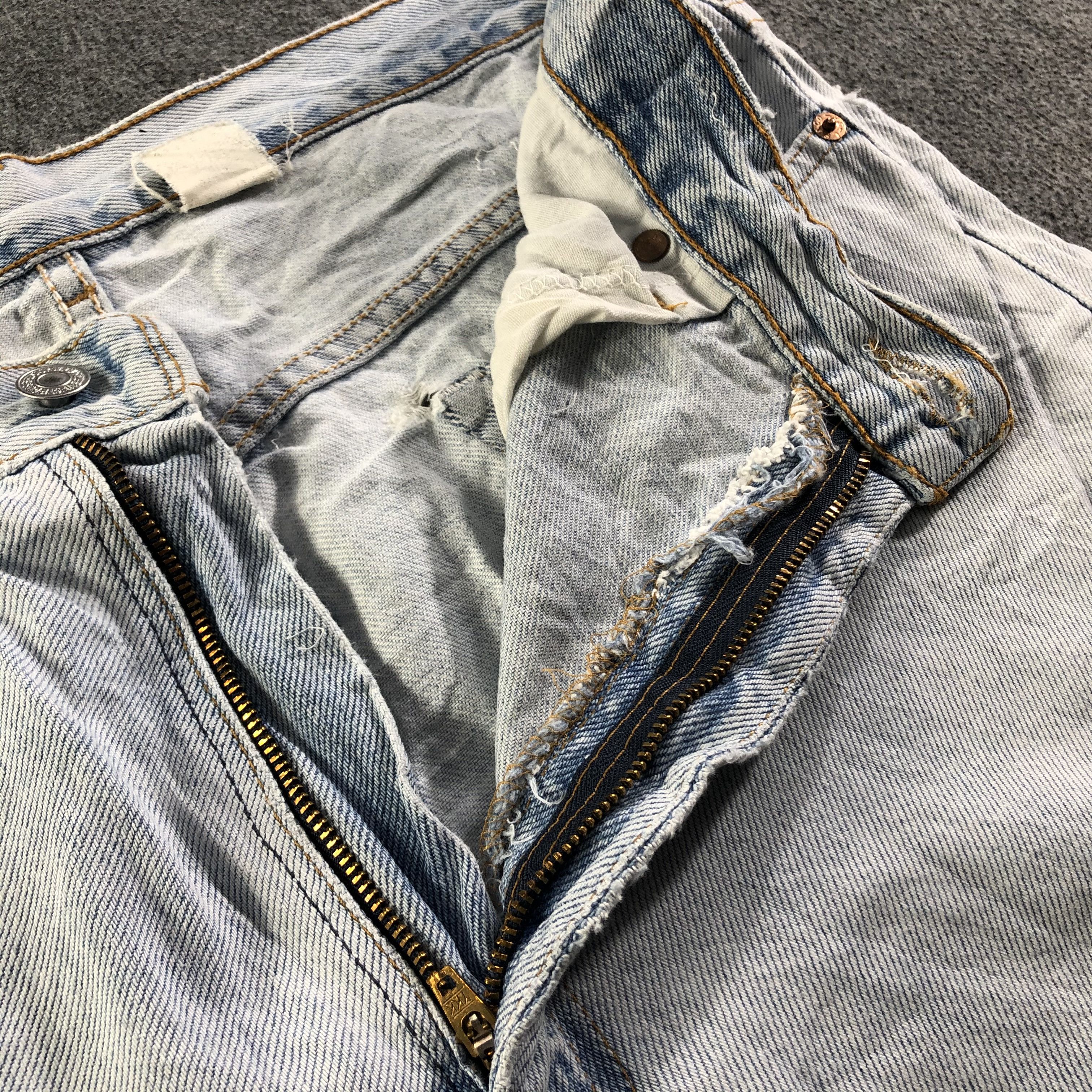 Levi's 90s Vintage Light Wash Levis 517 Flare Jeans-J4047 Size US 35 - 11 Thumbnail