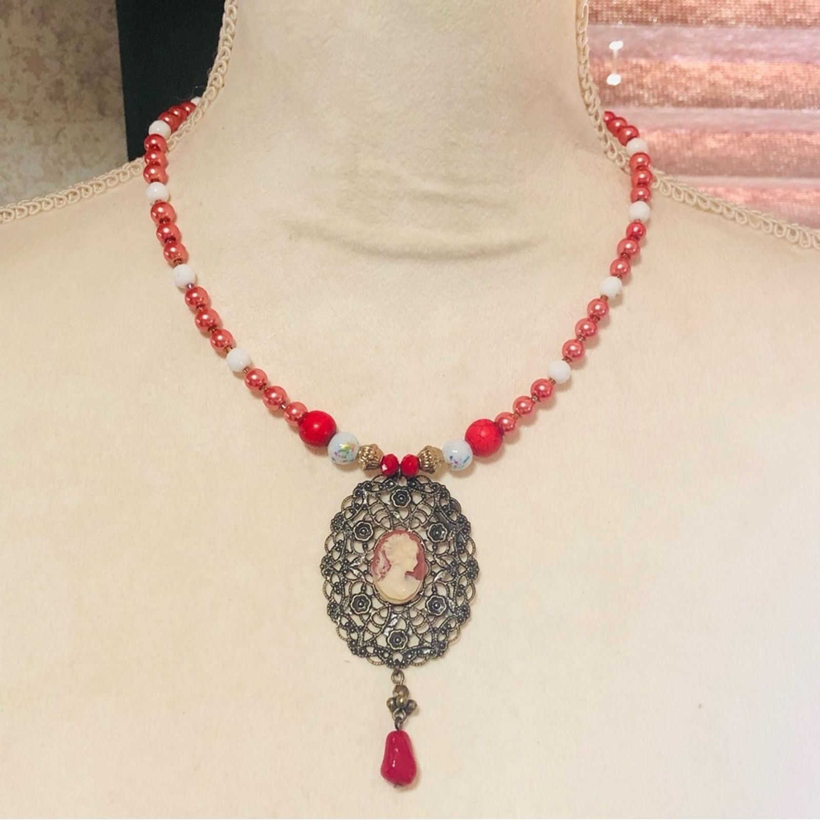 Handmade Handcrafted repurpose lady cameo Czech glass Pearl necklace Size ONE SIZE - 2 Thumbnail