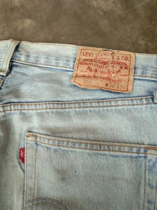 Levi's Vintage Levi's 501 Rusty Wash Distressed Jeans 33x29 Size US 33 - 3 Thumbnail