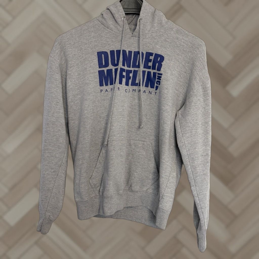 Gildan Dunder Mifflin Mens Sweatshirt Hoodie Gray Pullover Hooded Sweatshirt M Medium Gildan Heavy Blend Logo Crew Neck Fleece Cotton Blend Size US M / EU 48-50 / 2 - 1 Thumbnail