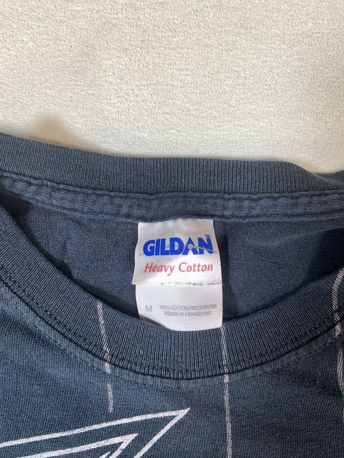 Gildan Star and pinstripes y2k t shirt Size US M / EU 48-50 / 2 - 4 Thumbnail
