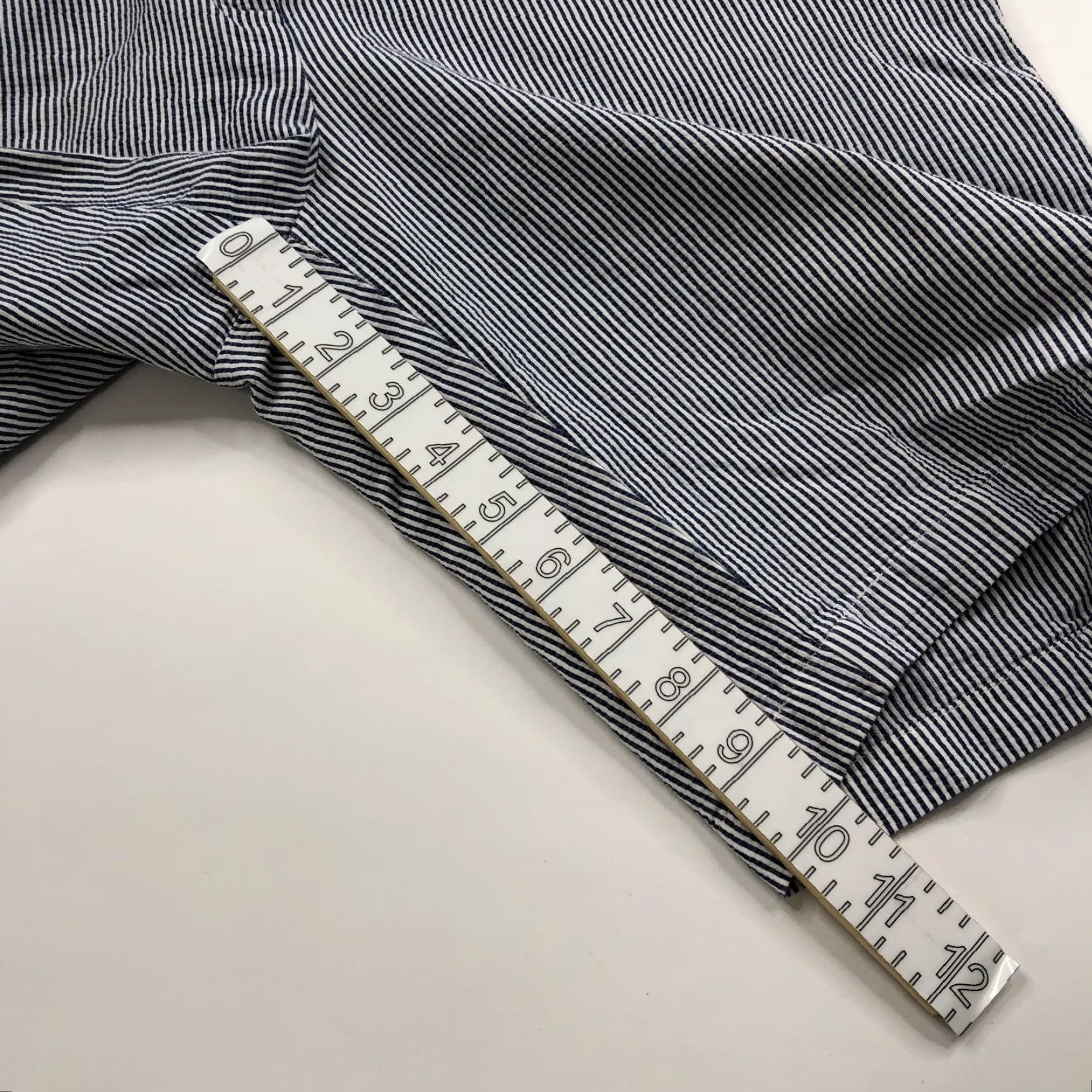 Talbots Talbots Bermuda Shorts 10" Cotton Mid Rise 33in Waist Blue Seersucker Adult Women Satin? Size 32" / US 10 / IT 46 - 4 Thumbnail