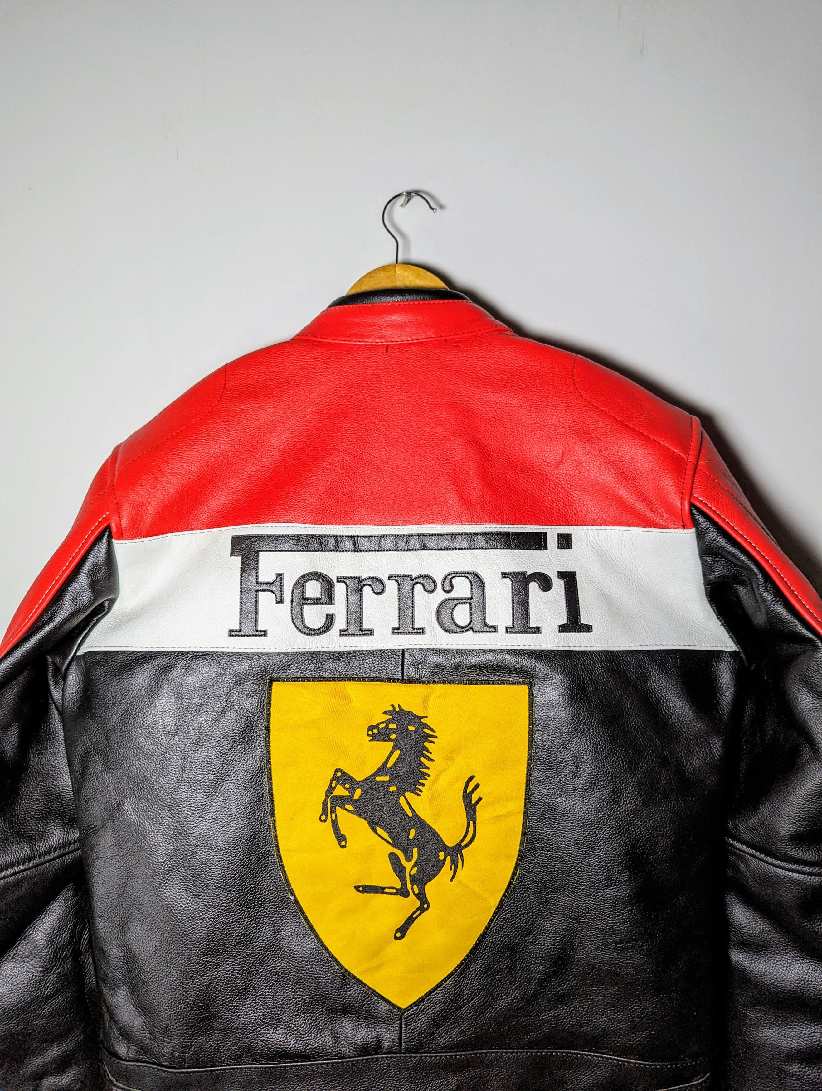 Ferrari Rare Ferrari Racing Leather Jacket Vintage Streetwear Size US S / EU 44-46 / 1 - 7 Thumbnail