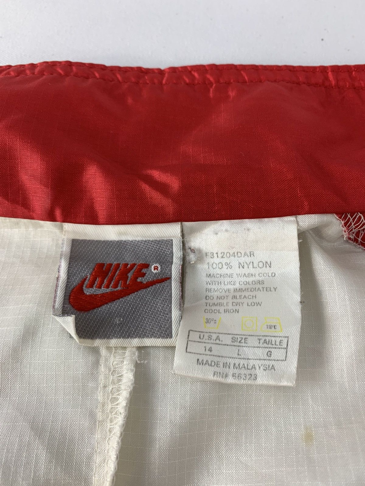 Nike 90s Nike Grey Tag Windbreaker Nylon Jacket Colour Block Size US L / EU 52-54 / 3 - 7 Thumbnail