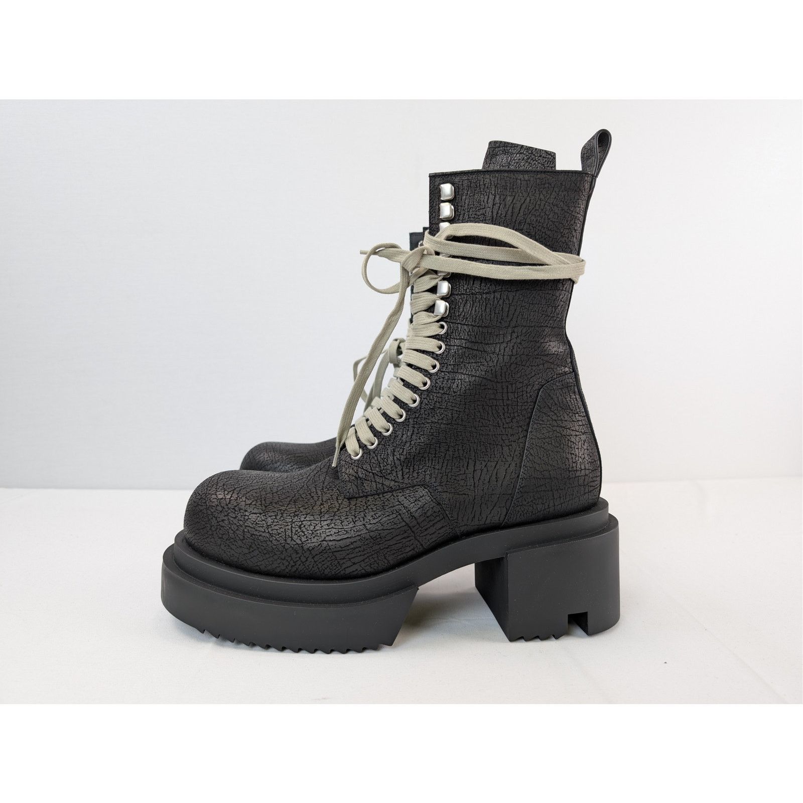 Rick Owens o1rshd1 Lace-up Bogun leather boot with a platform sole Size US 11 / EU 44 - 11 Thumbnail