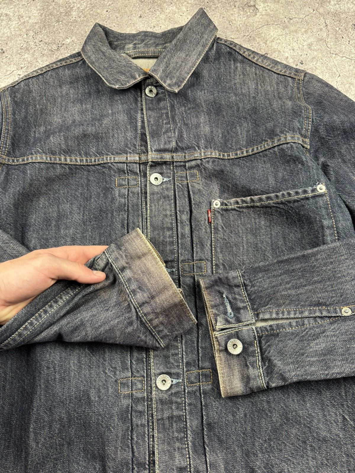 Levi's Levis Vintage Y2K Trucker Denim Jacket distressed faded Size US S / EU 44-46 / 1 - 5 Thumbnail