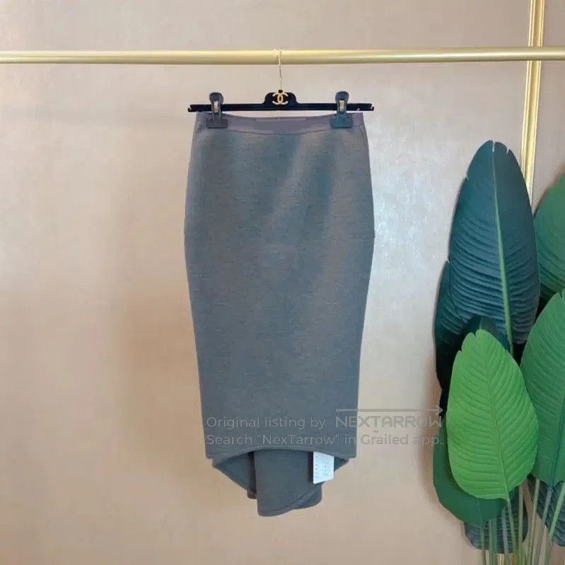 Rick Owens Rick Owens Gray Mid-Length Skirt for Women . Size 24" / US 00 / IT 34 - 1 Thumbnail