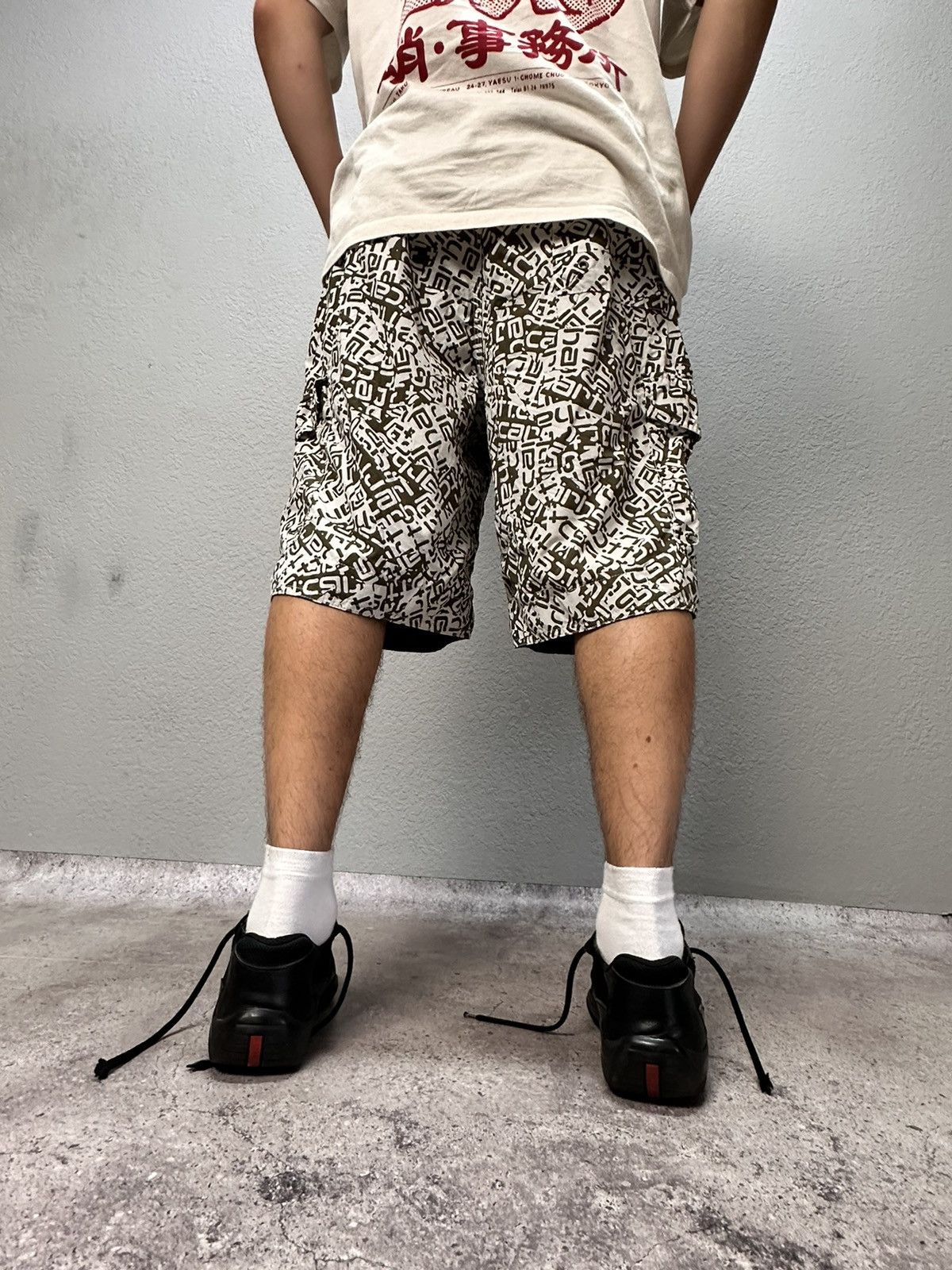 Carhartt × Vintage Vintage Short Carhartt Y2K sk8 faded streetwear style Size US 34 / EU 50 - 10 Thumbnail