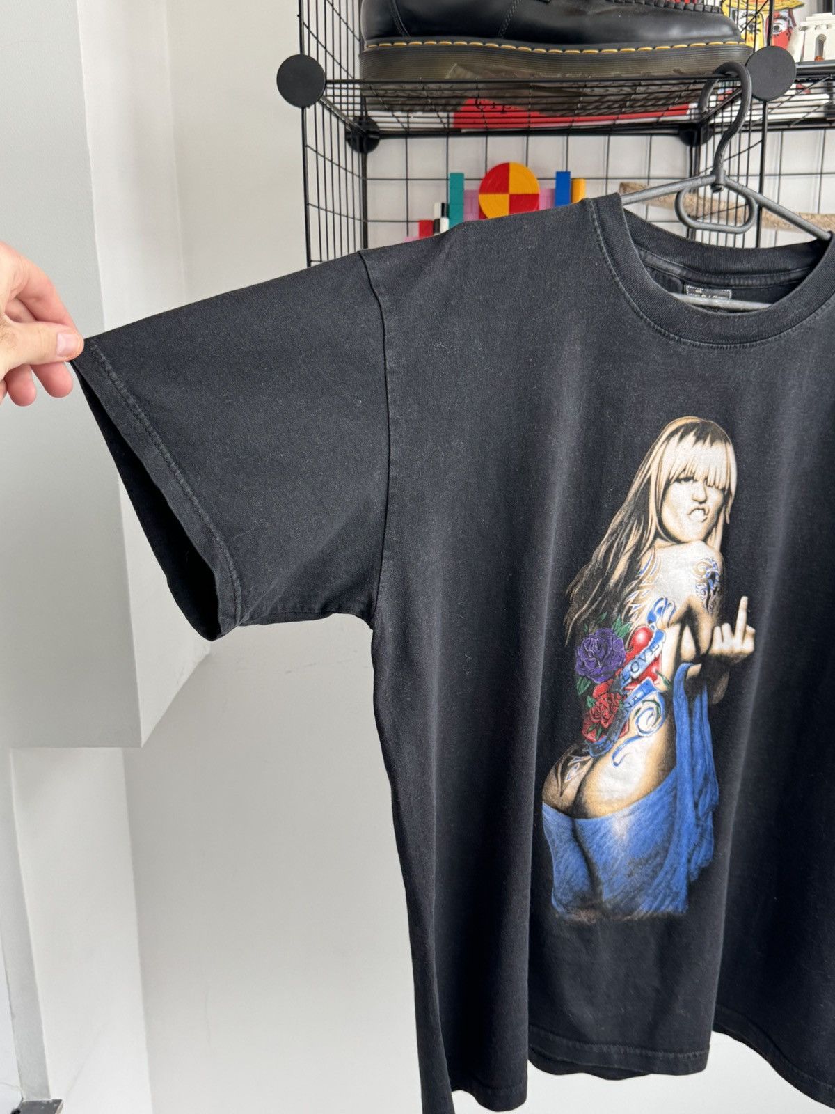 Vintage Vintage 90s Nude Sexy Girl Tattoo Pornstar Fuck T-shirt Size US XL / EU 56 / 4 - 3 Thumbnail