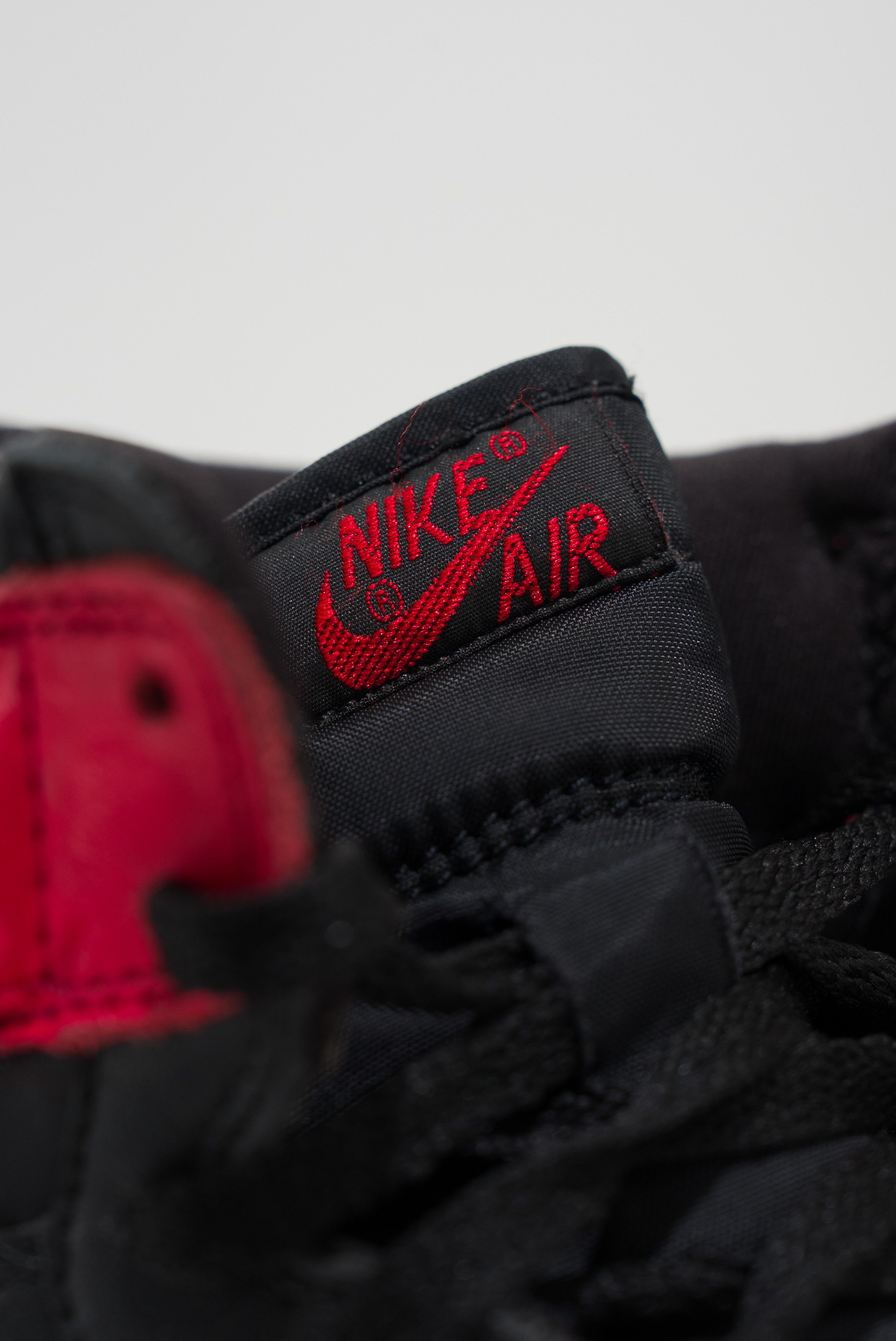 Jordan Brand Jordan 1 Retro Bred (2001) Size US 10.5 / EU 43-44 - 23 Thumbnail