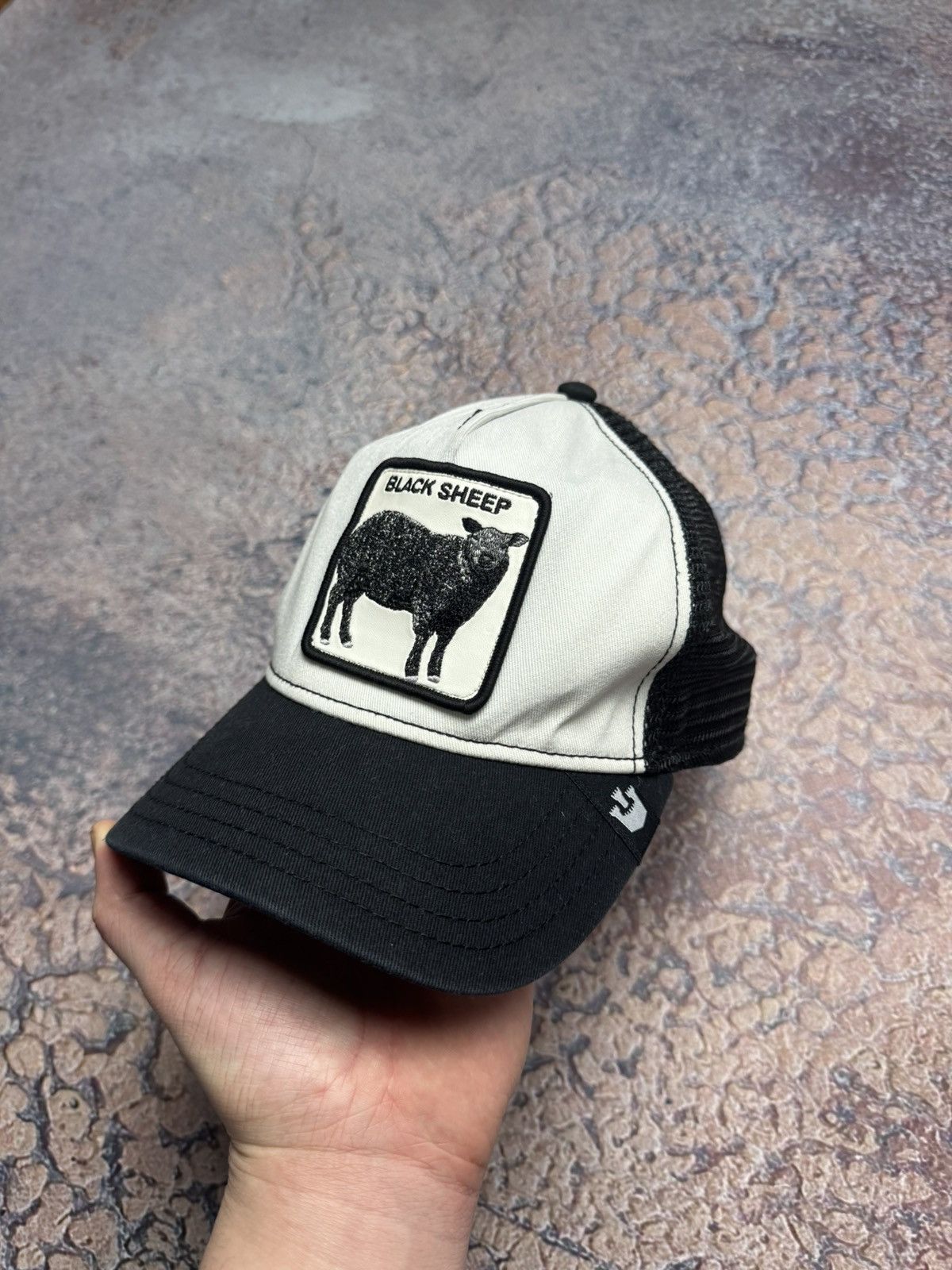 Goorin Bros. Black Sheep Embroidered Trucker Cap Size ONE SIZE - 1 Thumbnail