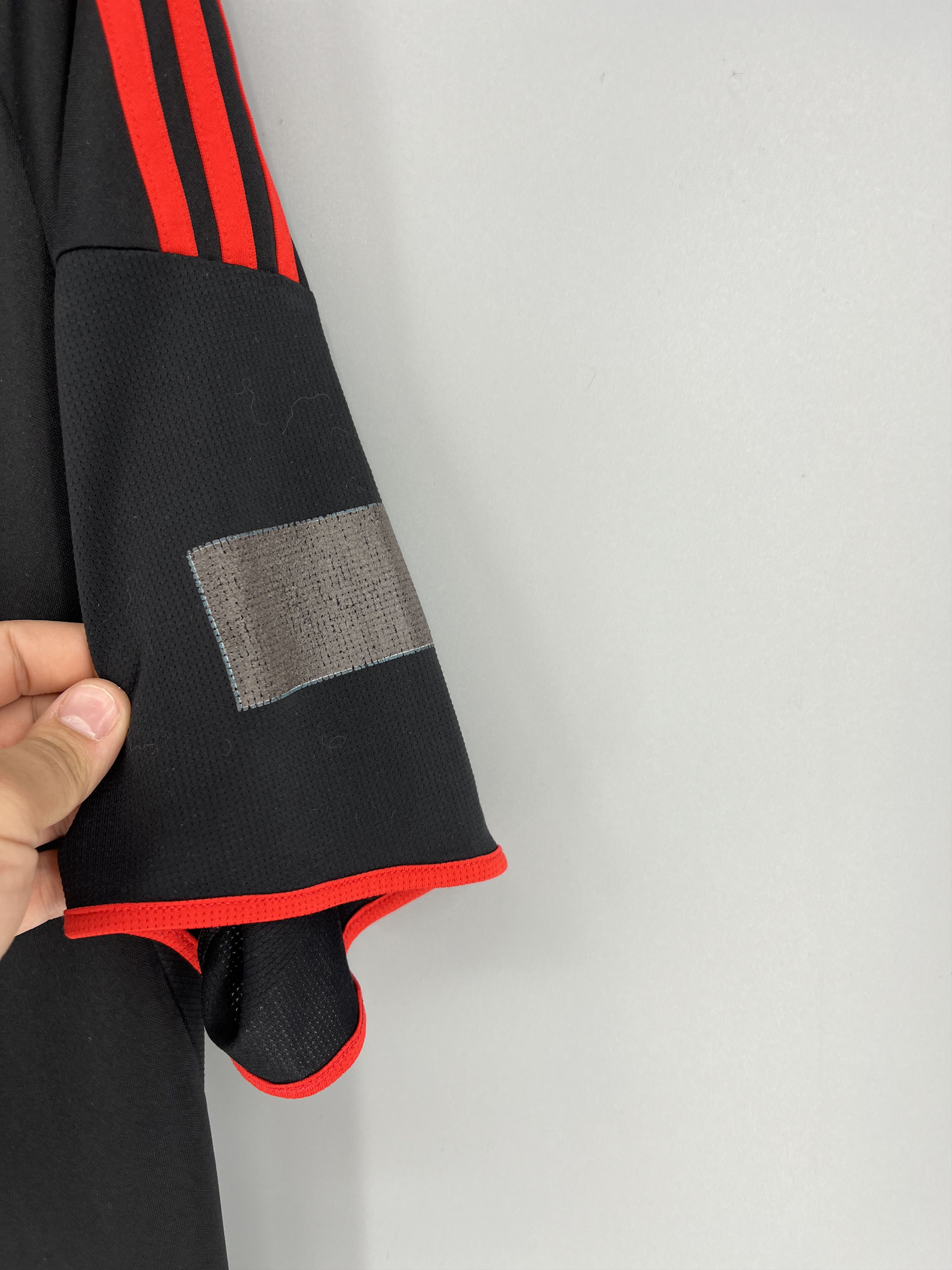 Adidas Vintage Retro Benfica 2009/10 Away Jersey Size US XL / EU 56 / 4 - 6 Thumbnail
