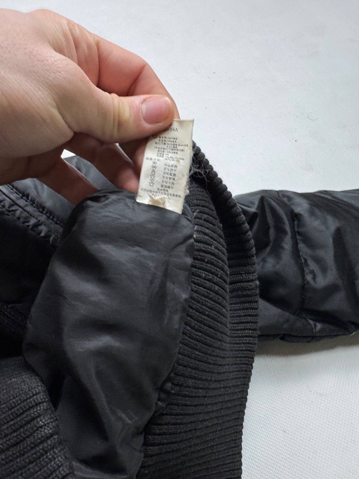 Other Vintage Yishion Black Puffer Jacket Hooded Zip Up Coat Size M / US 6-8 / IT 42-44 - 7 Thumbnail