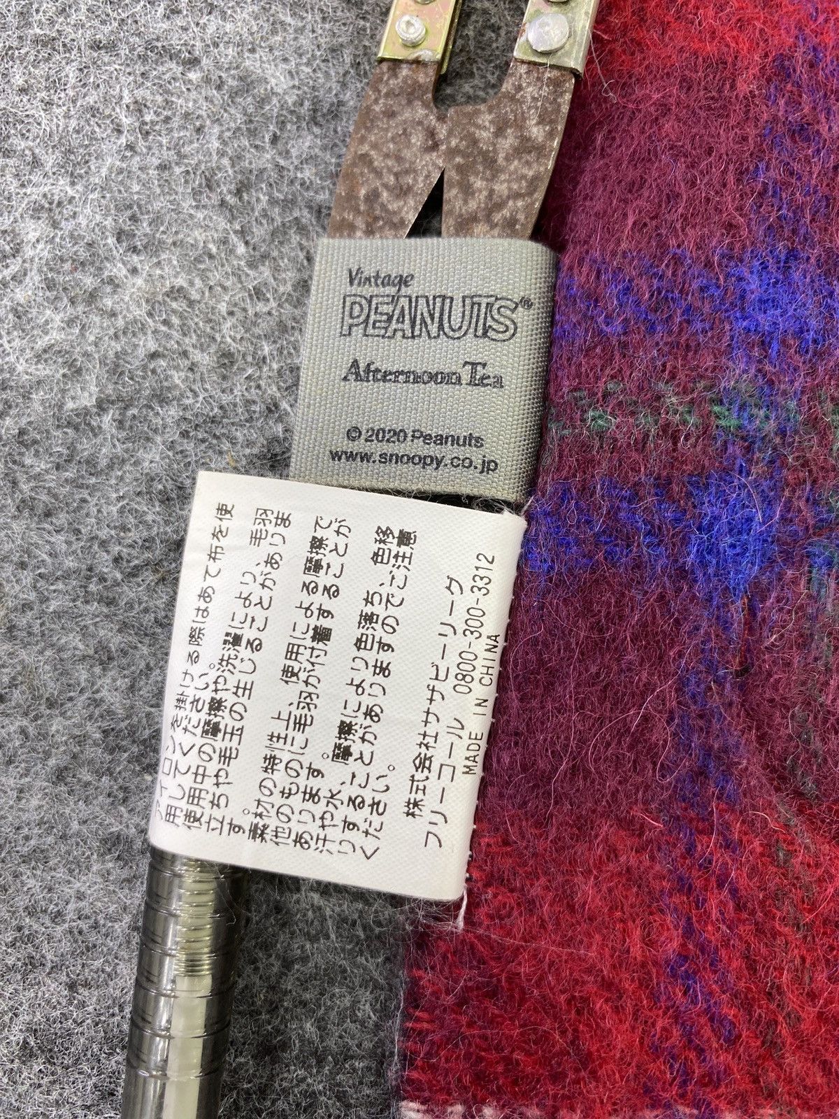 Peanuts × Snoop Dogg Peanuts Snoop Dogg Scarf / Muffler / Neckwear -T620 Size ONE SIZE - 7 Thumbnail