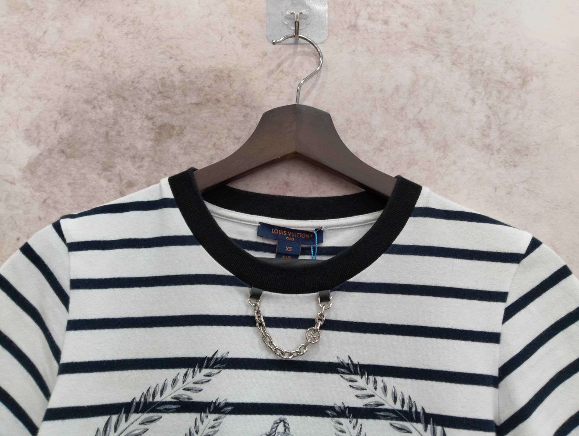 Louis Vuitton Louis Vuitton Stripe Print Short Crewneck T-shirt XS Size XS / US 0-2 / IT 36-38 - 3 Thumbnail