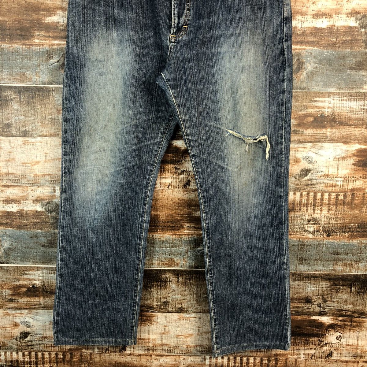 Wrangler Wrangler Blue vintage ripped Distressed Denim Pants #A2381 Size US 36 / EU 52 - 3 Thumbnail