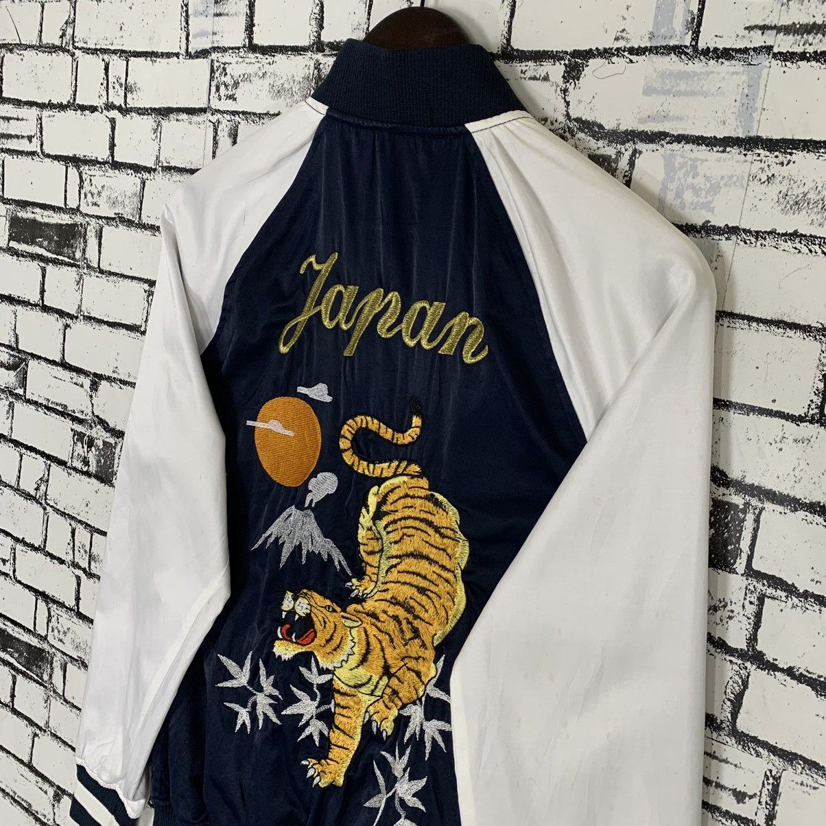 Divided H&M Divided Sukajan Souvenir Jacket Size US XS / EU 42 / 0 - 10 Thumbnail