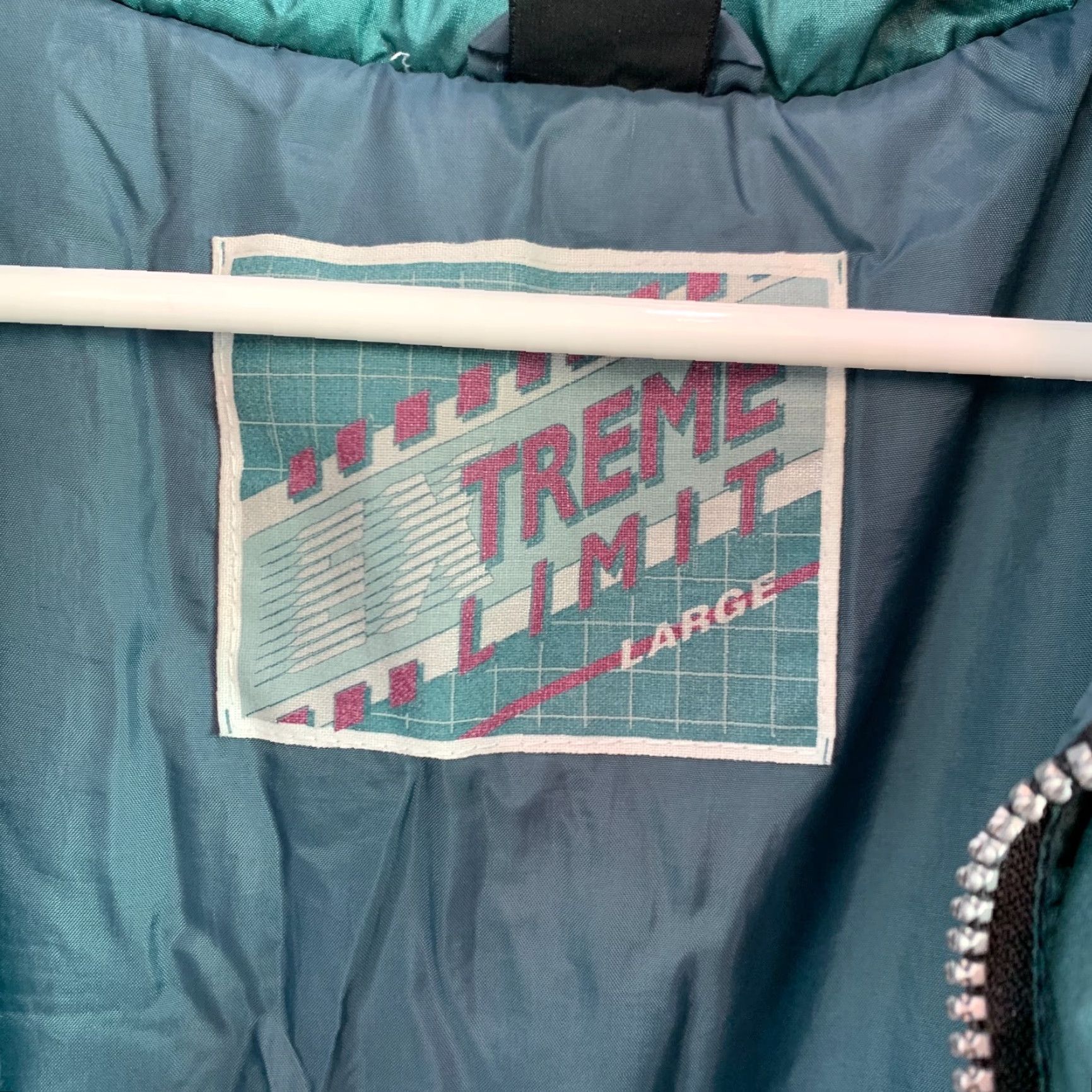 Vintage VINTAGE Extreme Limit Green Ski Winter Jacket Coat L Adult Large Nylon Puffer 80s 90s Mens Womens Boys Girls Size US L / EU 52-54 / 3 - 6 Thumbnail