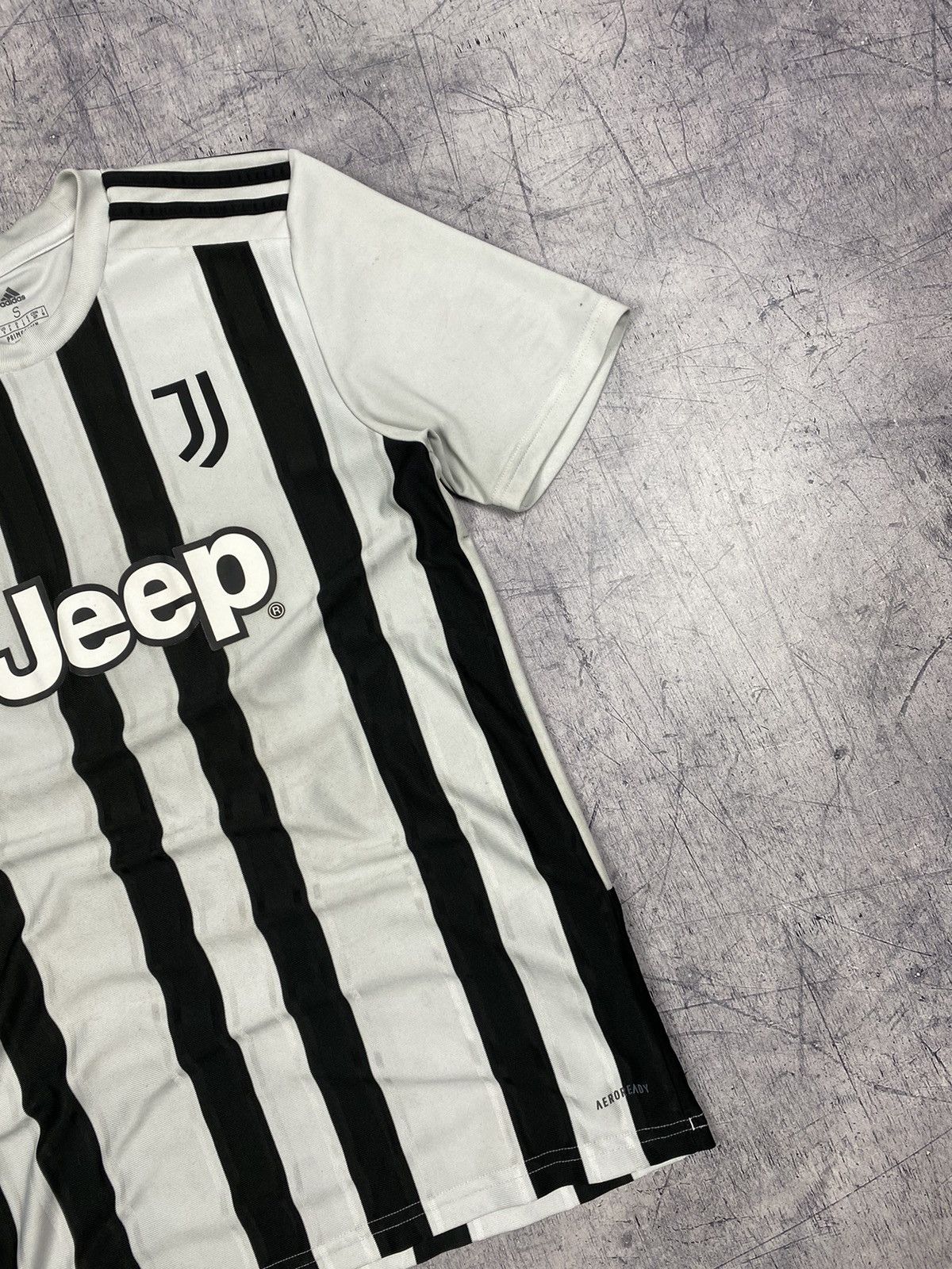 Adidas Adidas Juventus Soccer Jersey Size US S / EU 44-46 / 1 - 3 Thumbnail