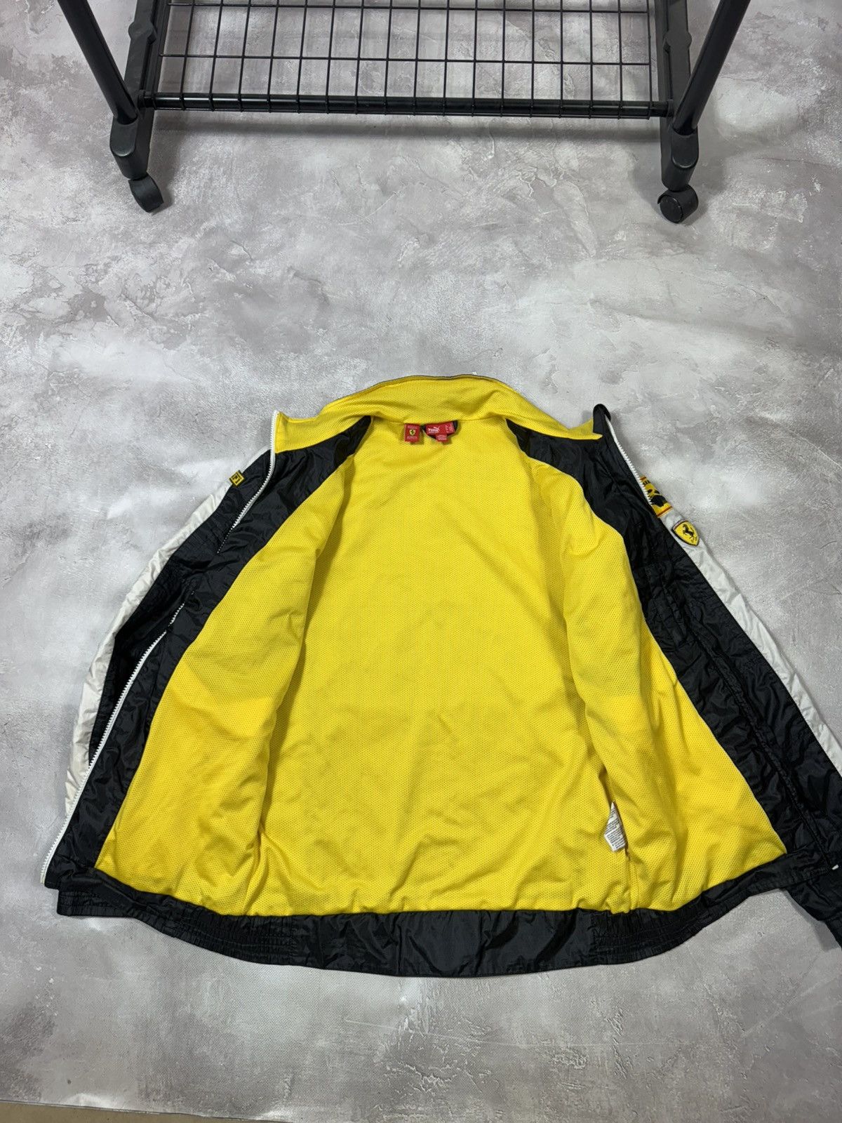 Puma Vintage Puma Scuderia Ferrari Black Racing Jacket Size US S / EU 44-46 / 1 - 10 Thumbnail