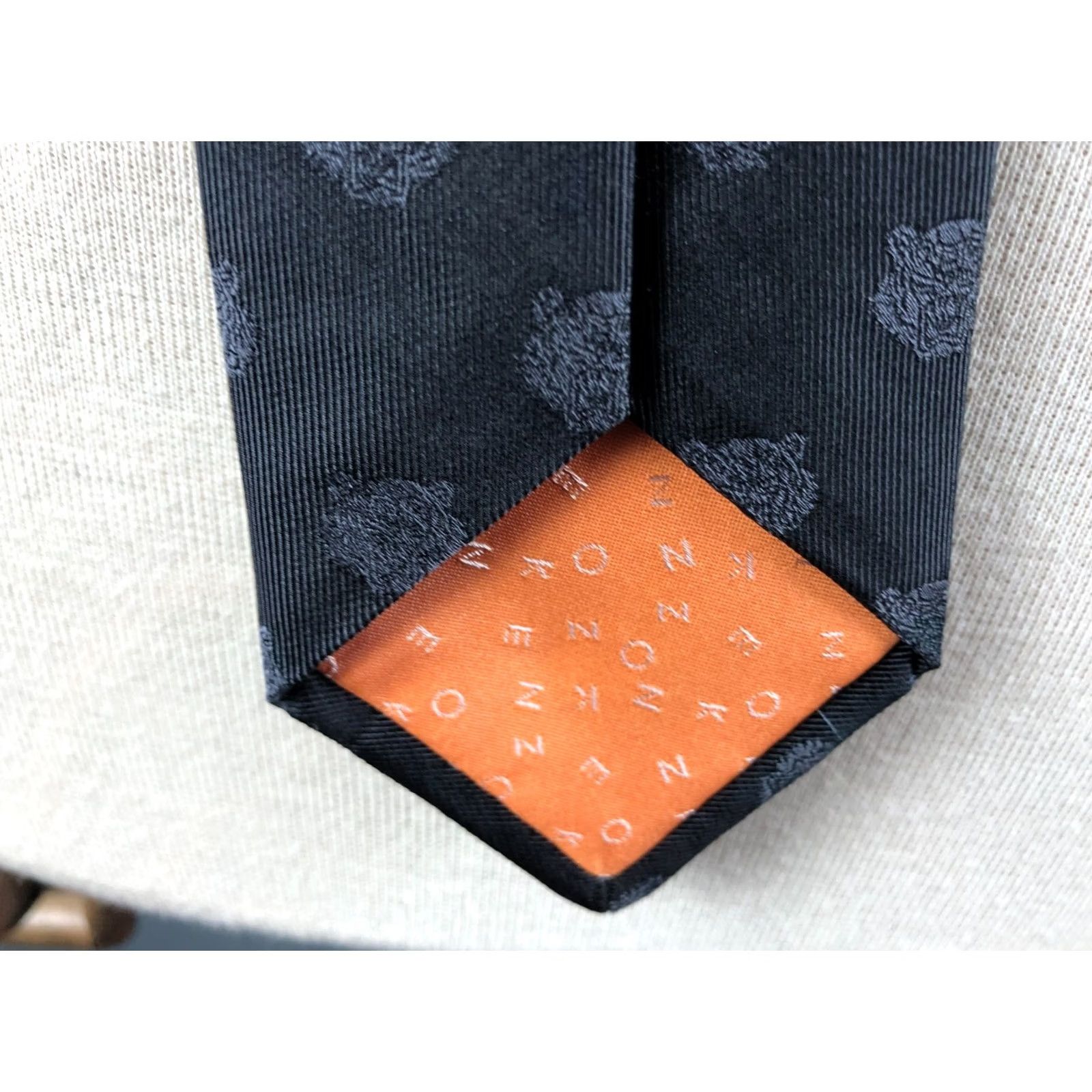 Kenzo KENZO Paris Men's Tie Dark Gray Silk Animal Print Necktie Classic 100% Silk Gray Mens Tie Size ONE SIZE - 6 Thumbnail