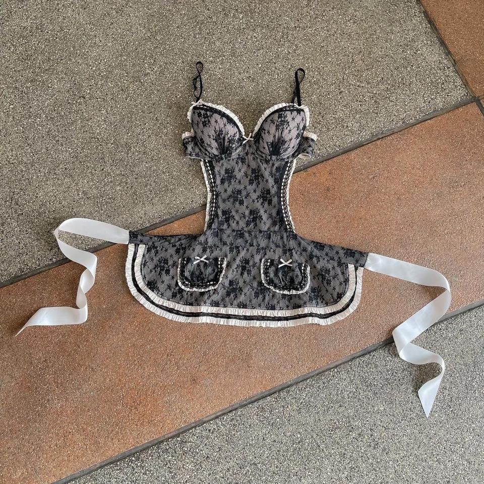 Victoria's Secret VS Black Lace Maid (34B/32C) Size ONE SIZE - 2 Thumbnail