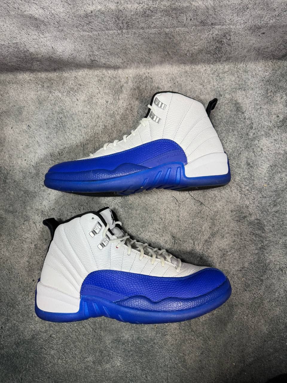Jordan Brand Size 8.5 | Jordan 12 Blueberry With Box | Pre-Owned Size US 8.5 / EU 41-42 - 6 Thumbnail