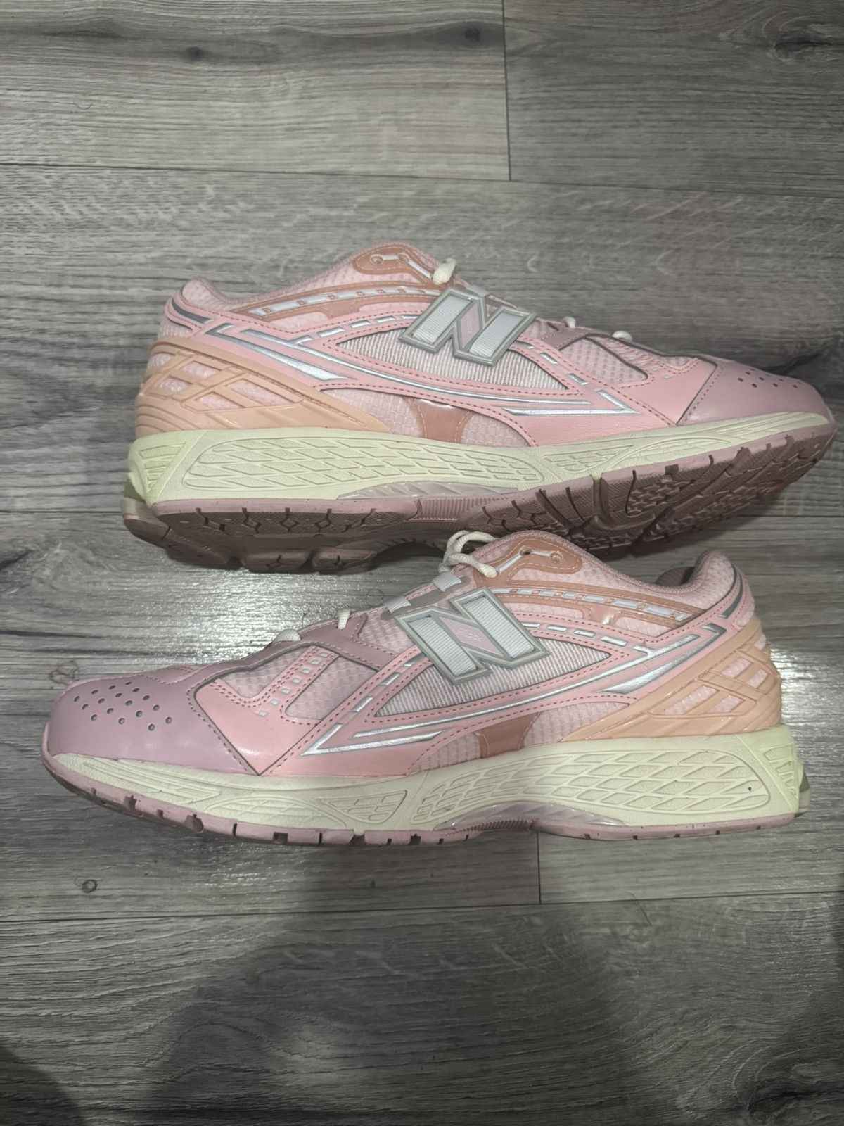 New Balance New Balance Lunar New Year Shell Pink Sneakers Size 11.5 Size US 11.5 / EU 44-45 - 2 Thumbnail