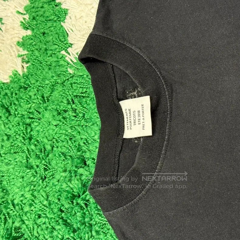 Vetements VETEMENTS Zodiac Series Short Sleeve, Size Xs Size US XS / EU 42 / 0 - 3 Thumbnail