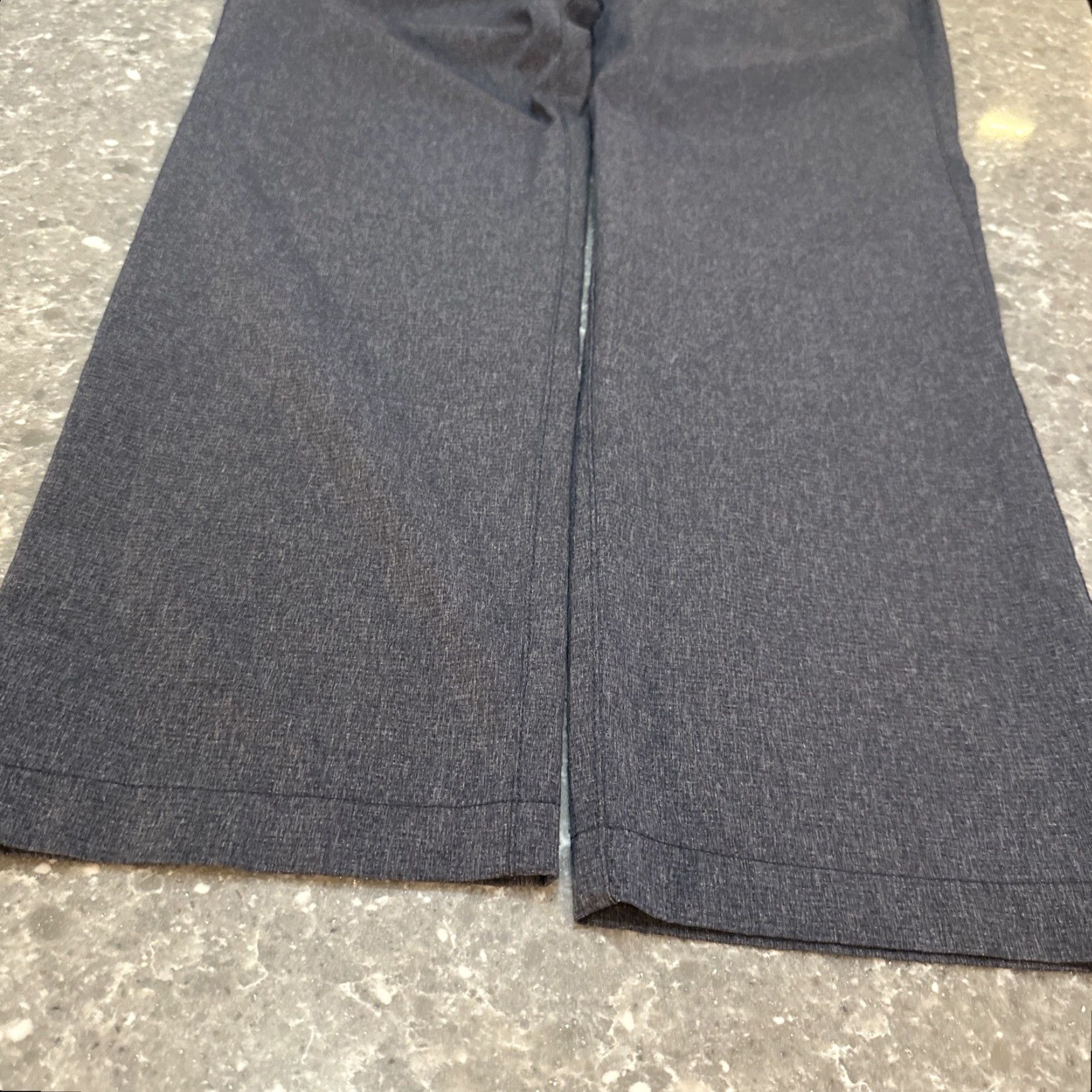 Under Armour Under Armour Pants Mens 36x32 Gray Lightweight Chino Straight Leg All Season Gear Logo Casual Size US 36 / EU 52 - 6 Thumbnail