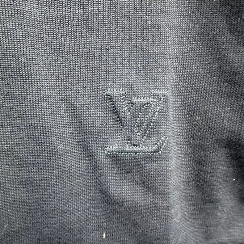 Louis Vuitton LOUIS VUITTON zippered neckline and knitted nylon panels s Size US S / EU 44-46 / 1 - 3 Thumbnail