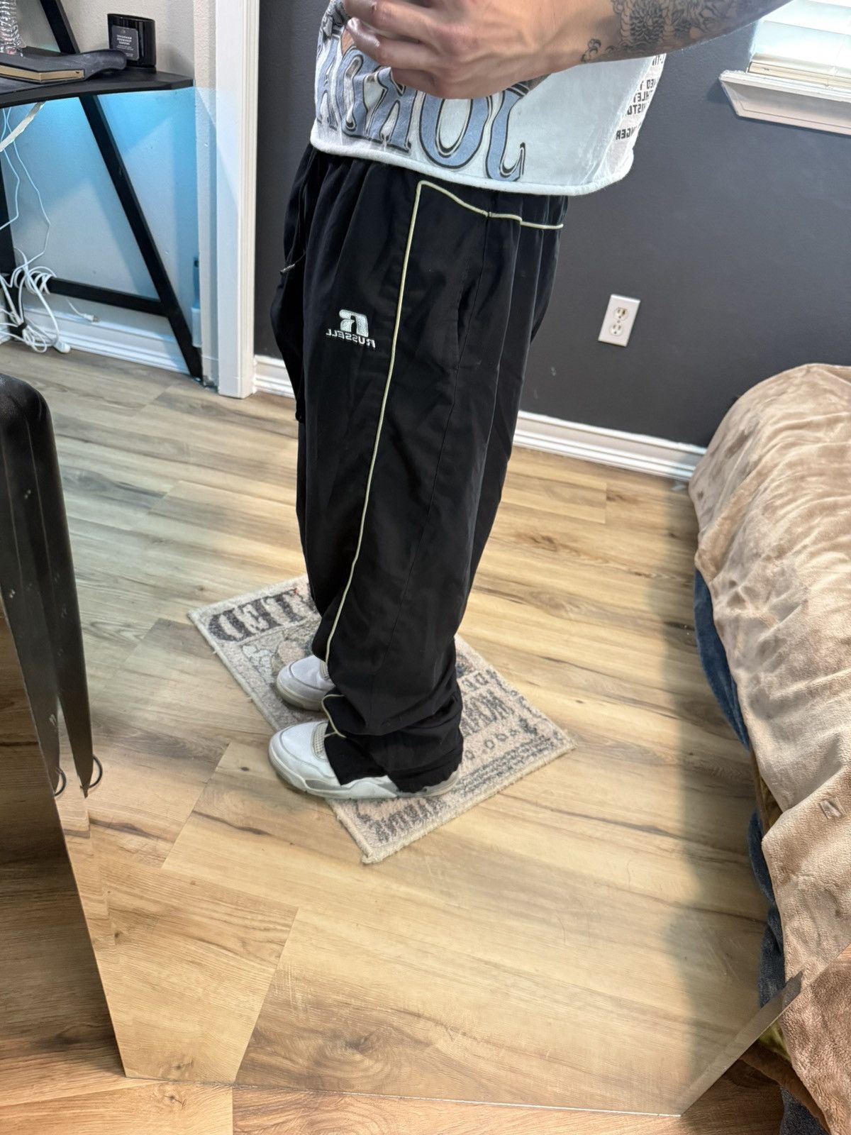 Russell Athletic Russell track pants Size US 32 / EU 48 - 2 Thumbnail