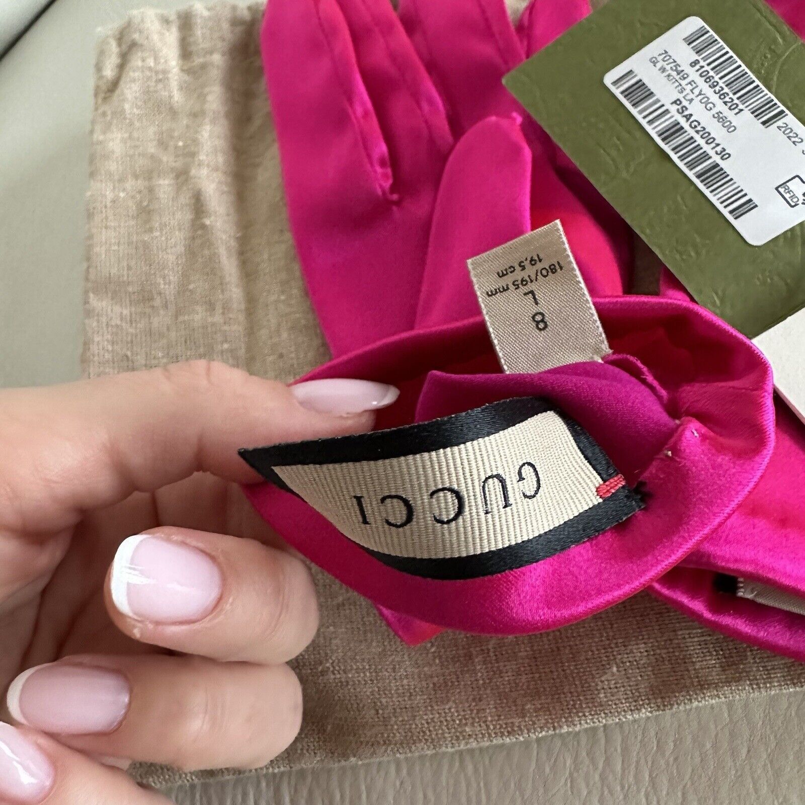 Gucci NWT GUCCI GLOVES PINK SIZE 8 Kitts LA 707549 Size ONE SIZE - 4 Thumbnail