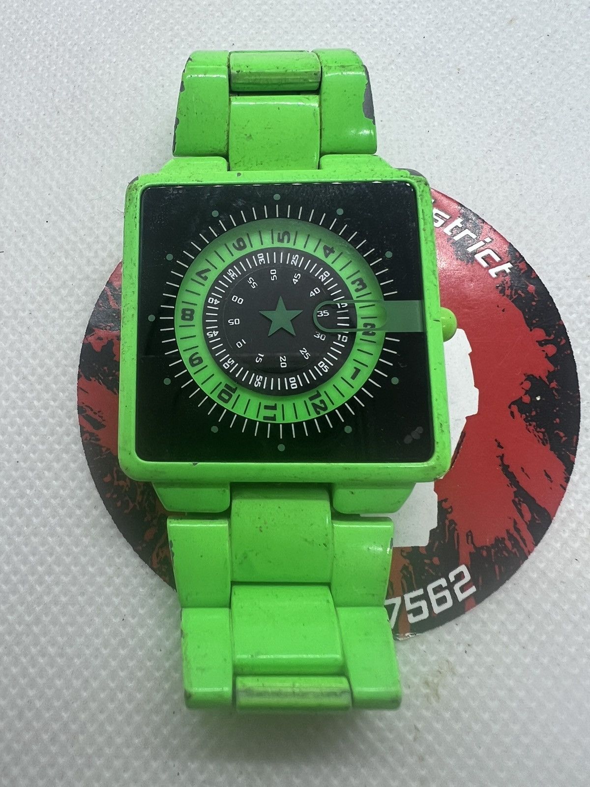 Vintage DEEP watch rare movement. Size ONE SIZE - 2 Thumbnail