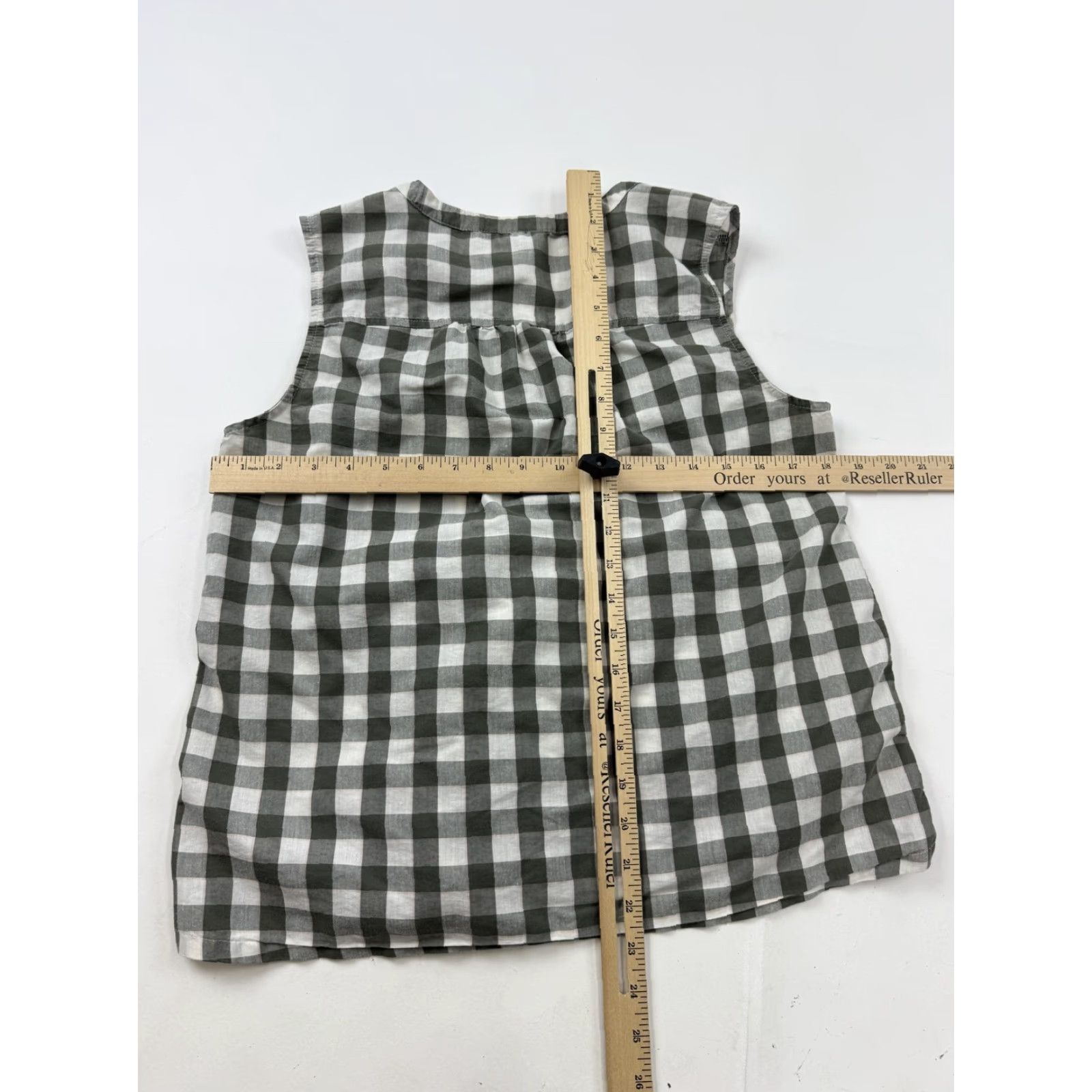 Eddie Bauer Eddie Bauer Blouse Womens Small Gray Gingham Sleeveless V Neck Cotton Blend Shirt Women S Gray Check Casual Lightweight Vintage No Size S / US 4 / IT 40 - 6 Thumbnail