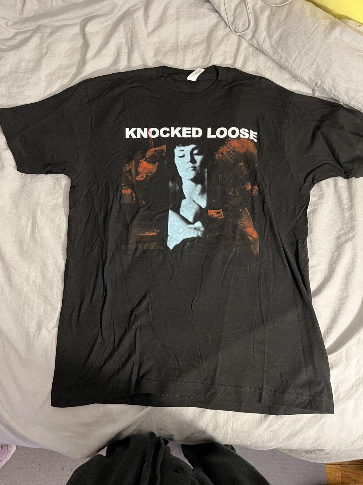 Hot Topic Knocked loose happiness tee black Size US L / EU 52-54 / 3 - 1 Thumbnail