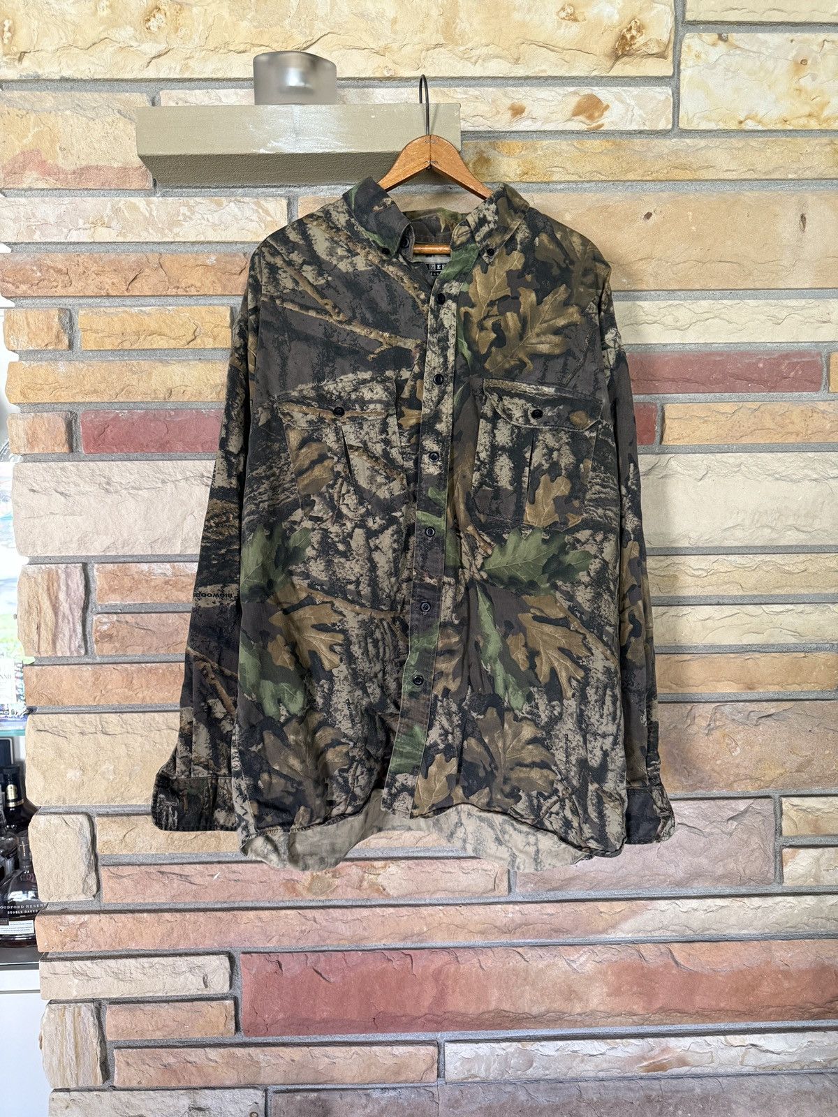 Vintage Vintage Jerzees Camouflage AOP Button Up Shirt Size US XL / EU 56 / 4 - 1 Thumbnail