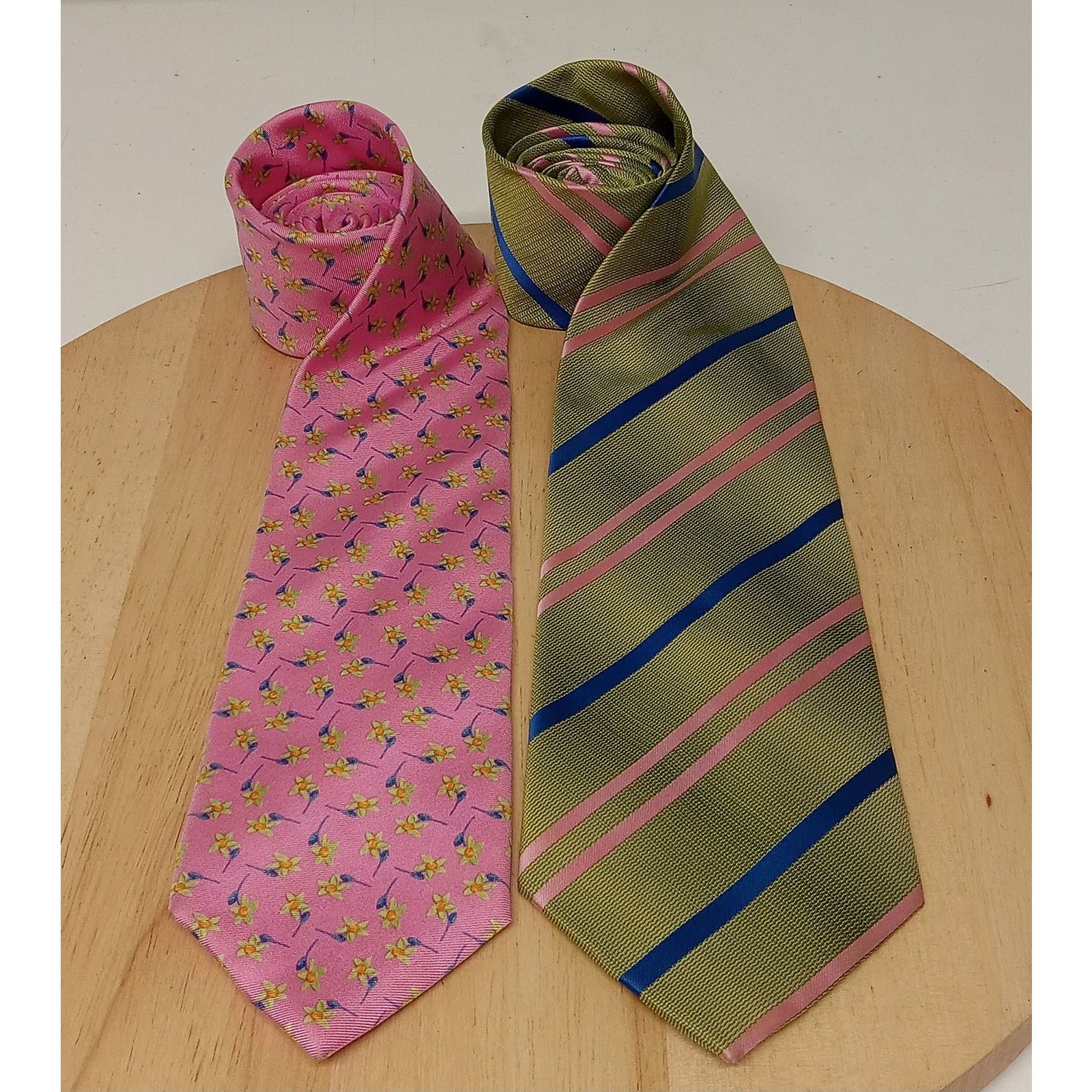 Brooks Brothers Set Of 2 Men's Ties Brooks Brothers Borrelli Pink Floral Size ONE SIZE - 1 Thumbnail