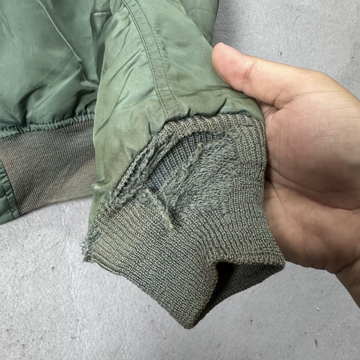 Alpha Industries Vintage Alpha Industries MA-1 Flight Jacket USAF Bomber Size US M / EU 48-50 / 2 - 8 Thumbnail
