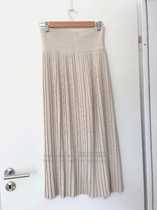 The Row The Row size S Stretch skirt Size 22" - 1 Thumbnail