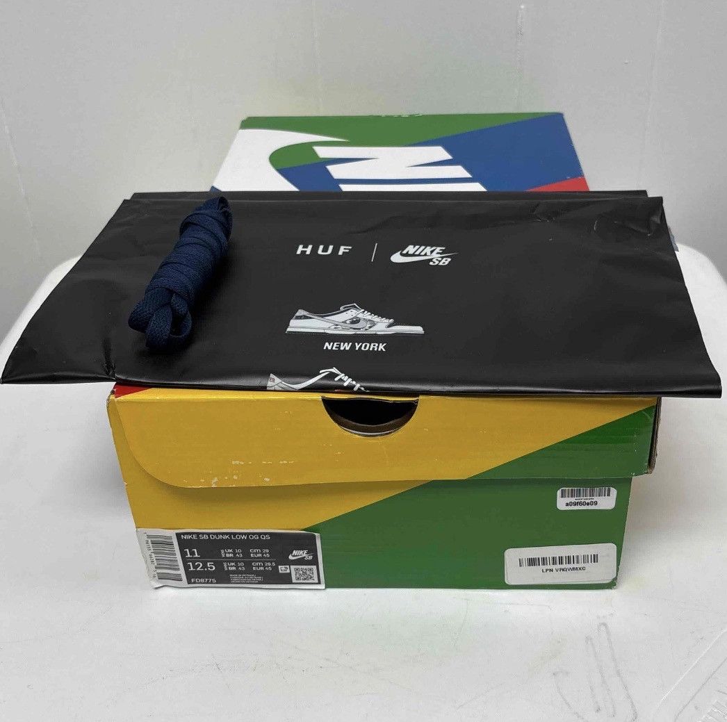 Huf × Nike Nike SB Dunk Low HUF New York City (FD8775-100), Size 11 Size US 11 / EU 44 - 2 Thumbnail