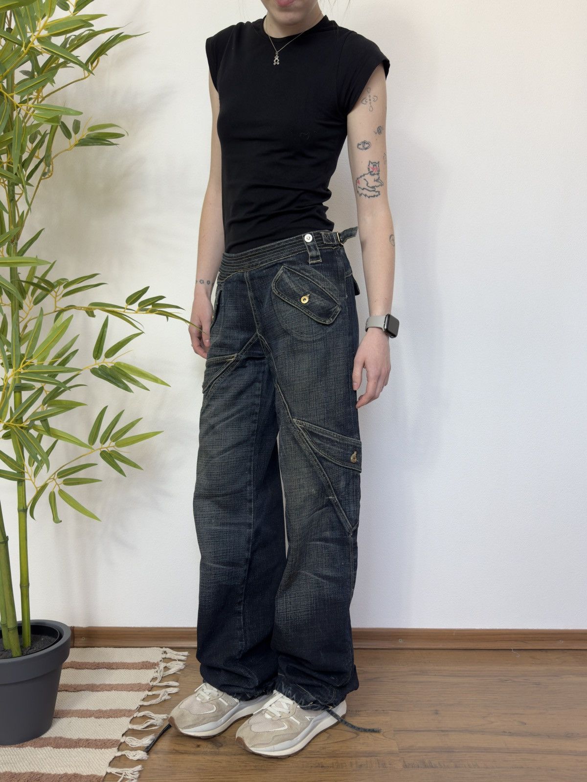 Versace VINTAGE VERSACE JEANS COUTURE WASHED DENIM TIE PANTS Size 29" - 9 Thumbnail