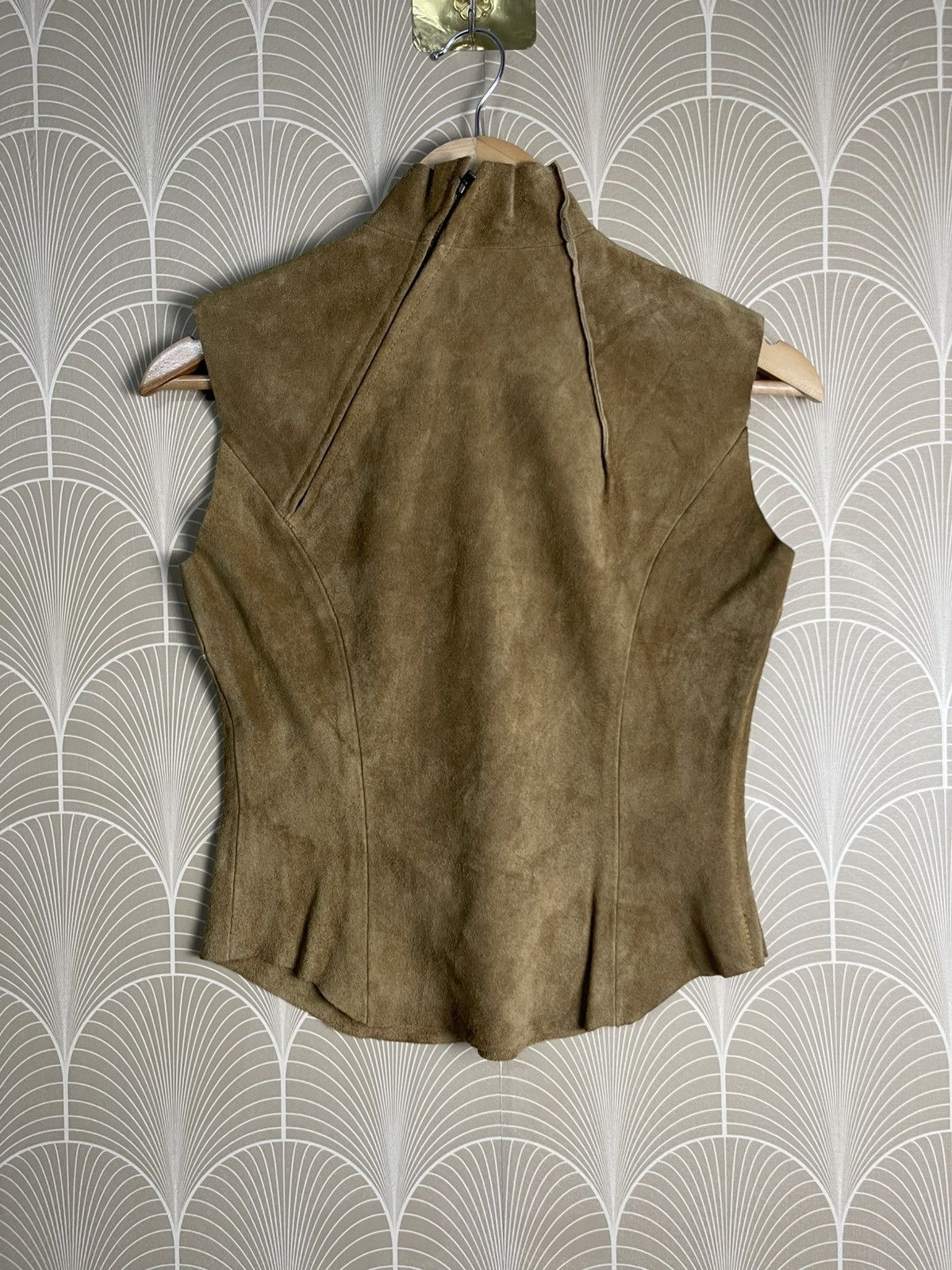 VINTAGE HOLONIC COWHIDE SUEDE LEATHER SLEEVELESS JACKET