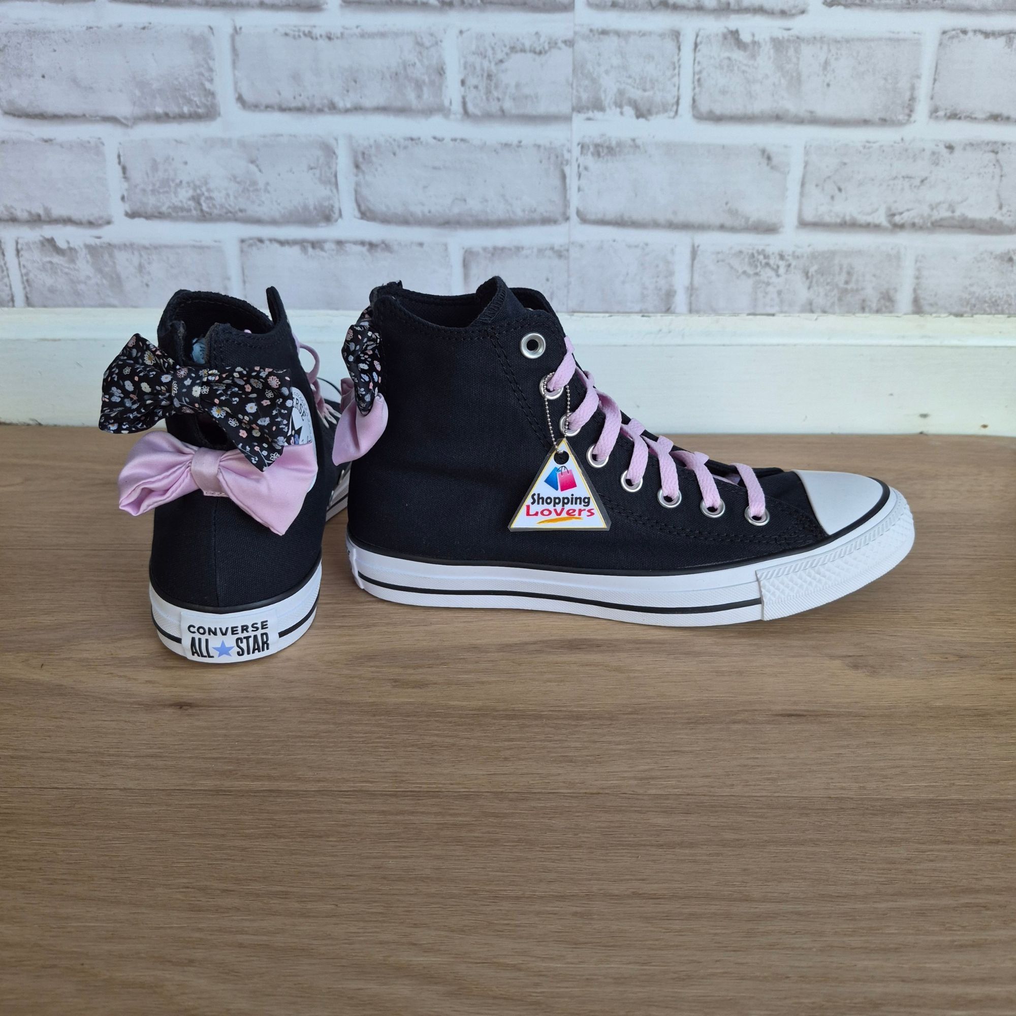 Converse ⭐Converse Chuck Taylor Hi Floral Bow Sz 9 Mens Shoes Sneaker Size US 9 / EU 42 - 4 Thumbnail